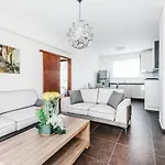 Dn Sea شقة فندقية 4*